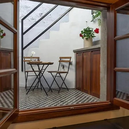 Casa Gudilia, Luxury Charming House, Bbq & Jacuzzi Villa *